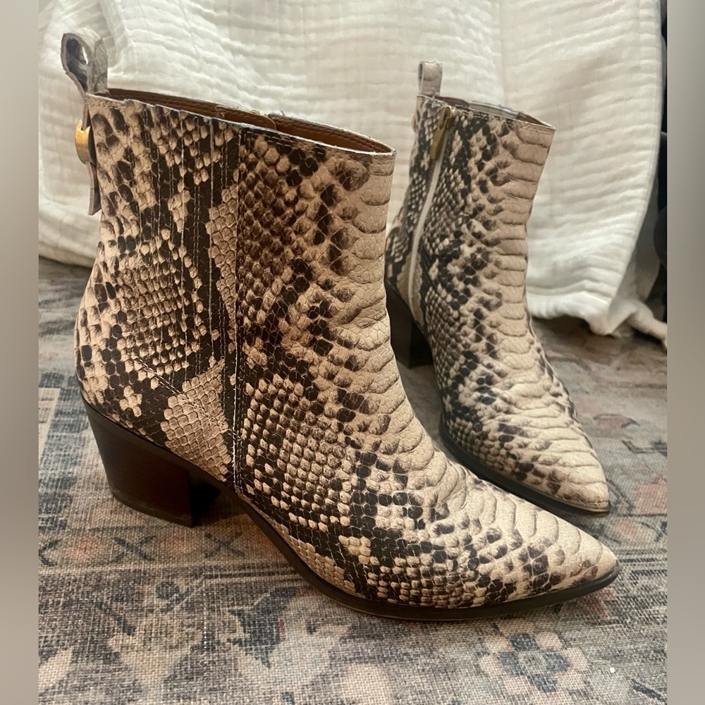 Franco Sarto Leather Block-Heel Western booties - Shay